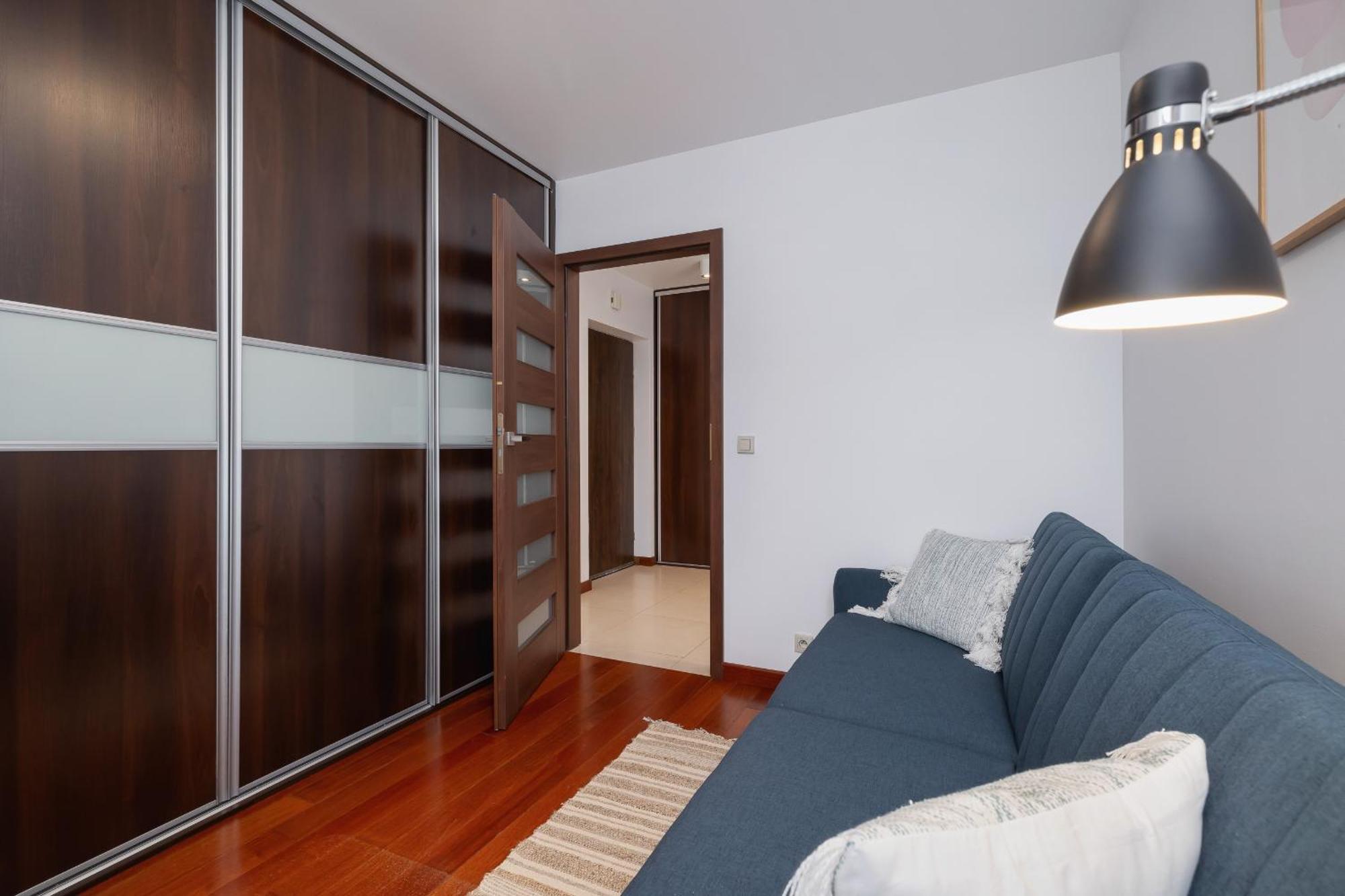 Dworska Modern Apartment In Zabrze By Rent Like Home Exterior photo