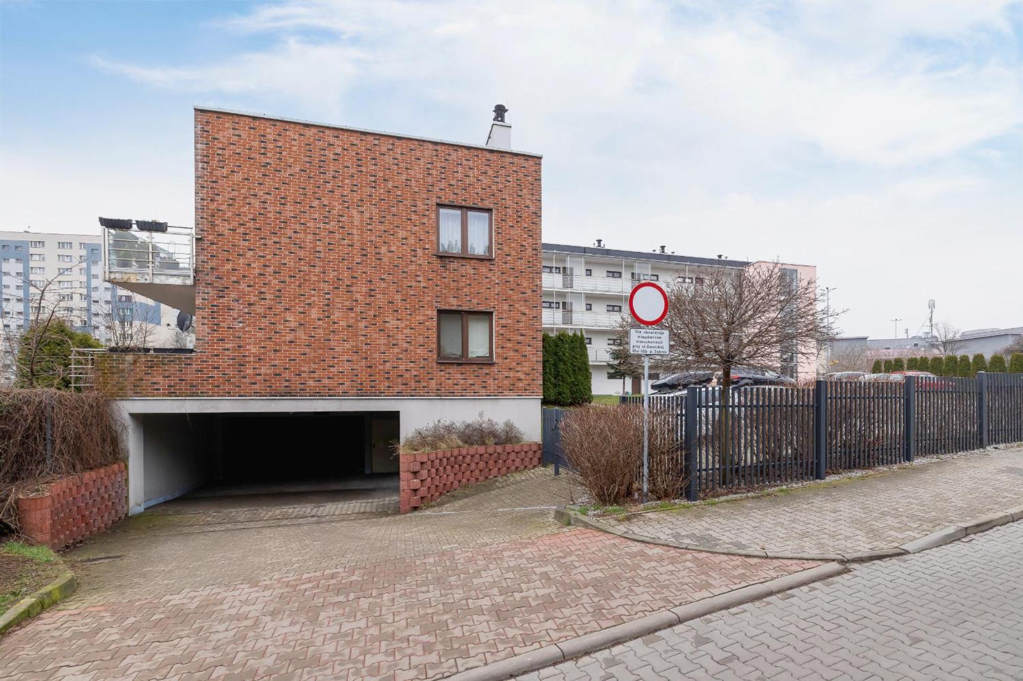 Dworska Modern Apartment In Zabrze By Rent Like Home Exterior photo